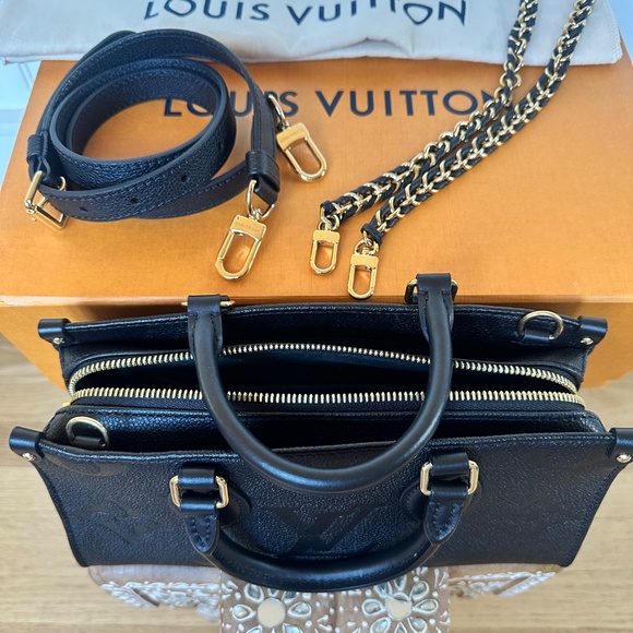 Louis Vuitton OnTheGo East West Black Embossed Leather Tote Bag - Picture 2 of 11